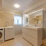 Luxury Penthouse With Lagoon View Terrace And Jacuzzi شقة