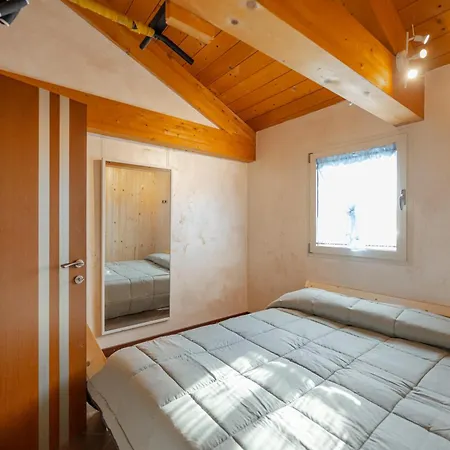 Appartement Luxury Penthouse With Lagoon View Terrace And Jacuzzi Burano