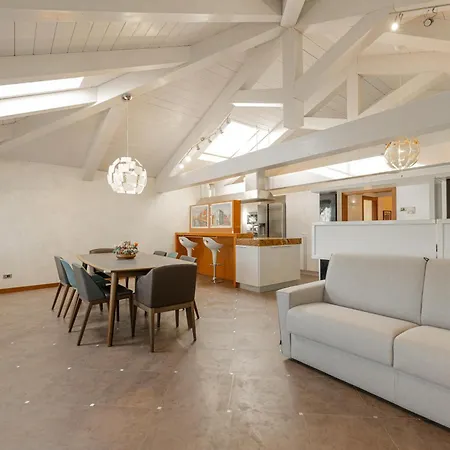 Luxury Penthouse With Lagoon View Terrace And Jacuzzi Appartement